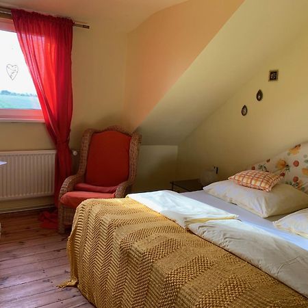 Vierseitenhof Hasenfelde - Ferienwohnung Feldblick Steinhofel Εξωτερικό φωτογραφία